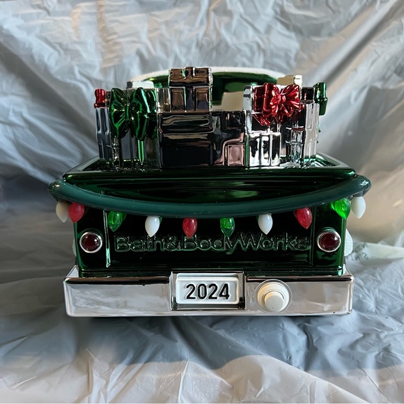 Bath & Body Works Holiday Candle Holder - Picture 6 of 9